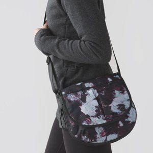 Lululemon "The Essentials" Bag in Kara Blossom